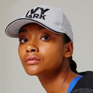 (NWT) IVY PARK Grey Logo Baseball Cap
